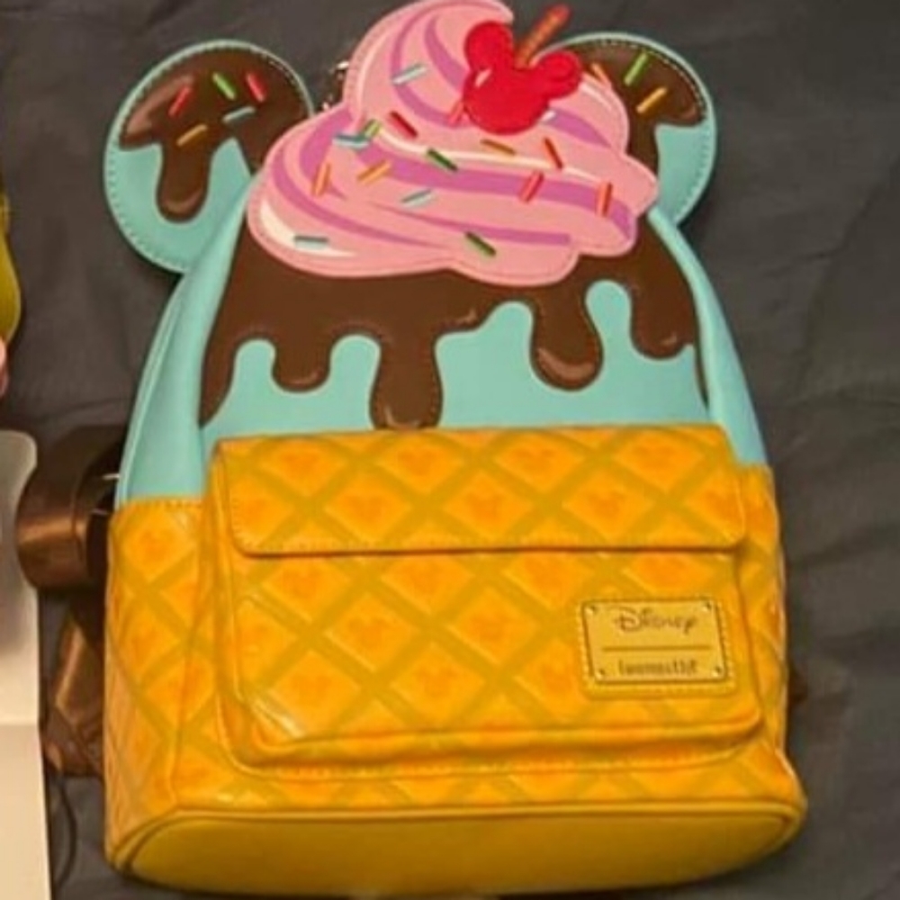 Sundae Loungefly